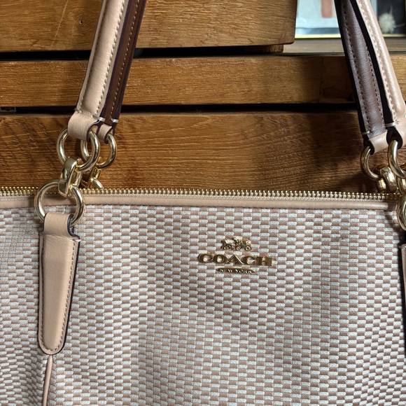 Coach Ava Zip Tote in Legacy Jacquard purse cream - Picture 13 of 16